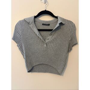 Brandy Melville Ribbed Short Sleeve Crop Top